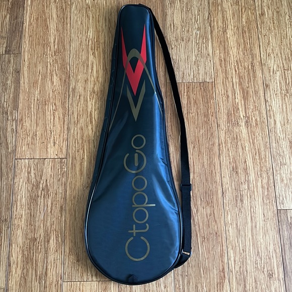 Carbon Fiber Badminton Rackets 2 Pack Set & 3 Shuttlecocks with Bag CtopoGo - Picture 3 of 3